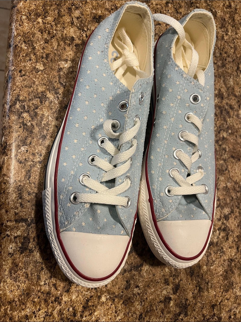 Converse Light Blue Polka Dot Low Top Sneakers